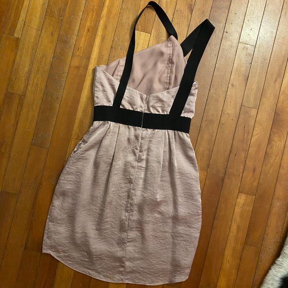 BCBGeneration Pale Pink & Black One Shoulder Dress - Picture 6 of 8